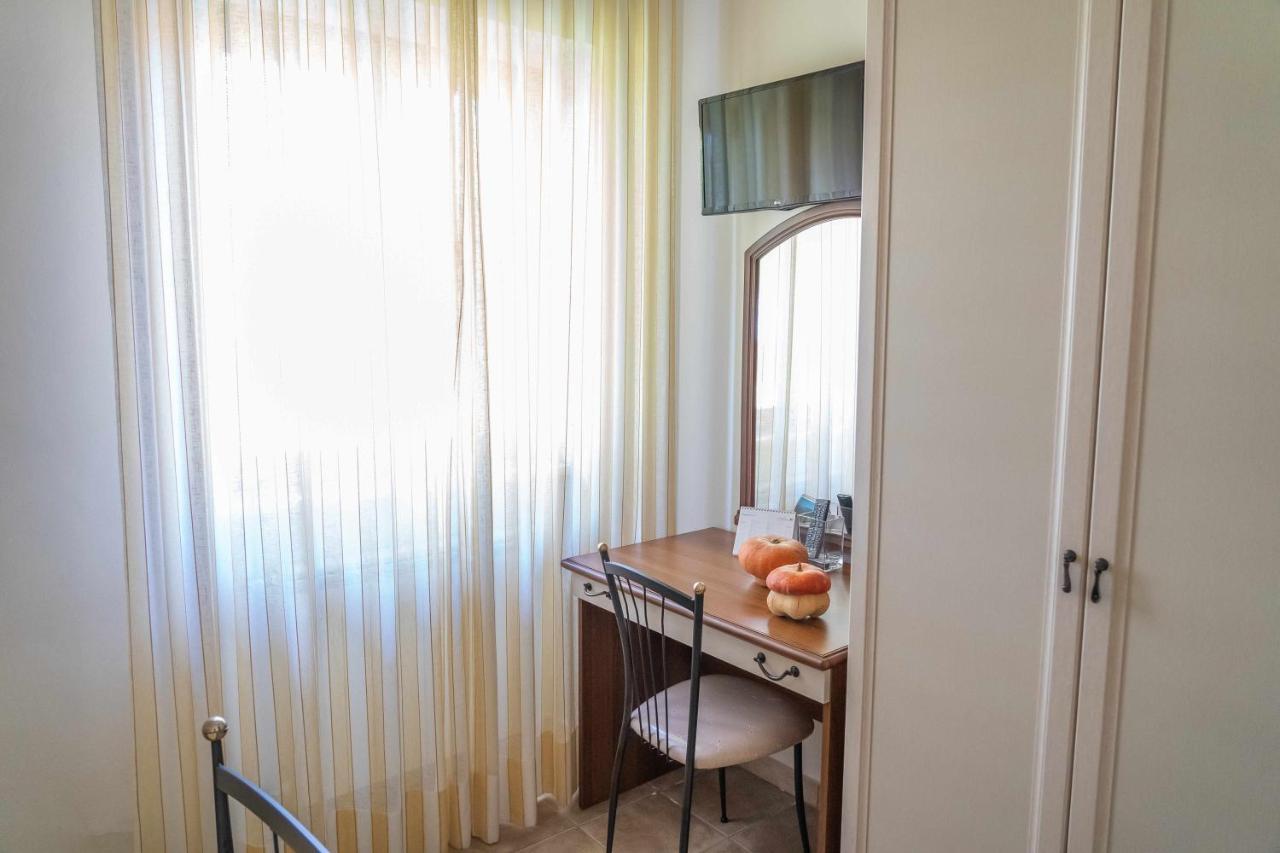 מונטפיאסקונה Agriturismo Bella Cima מראה חיצוני תמונה